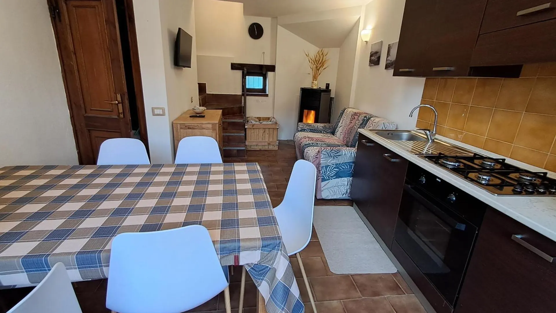 Casa Tra I Boschi Apartment Esino Lario Italy
