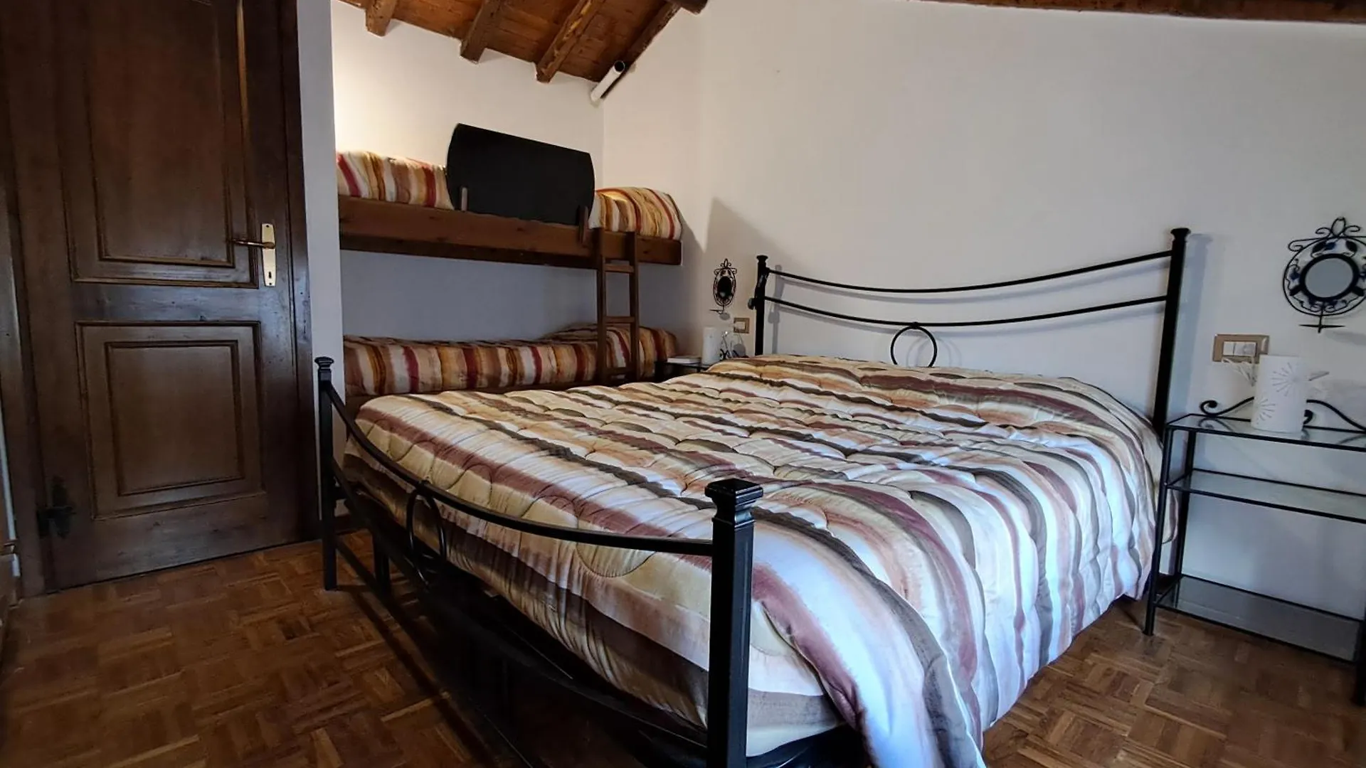 Casa Tra I Boschi Apartment Esino Lario